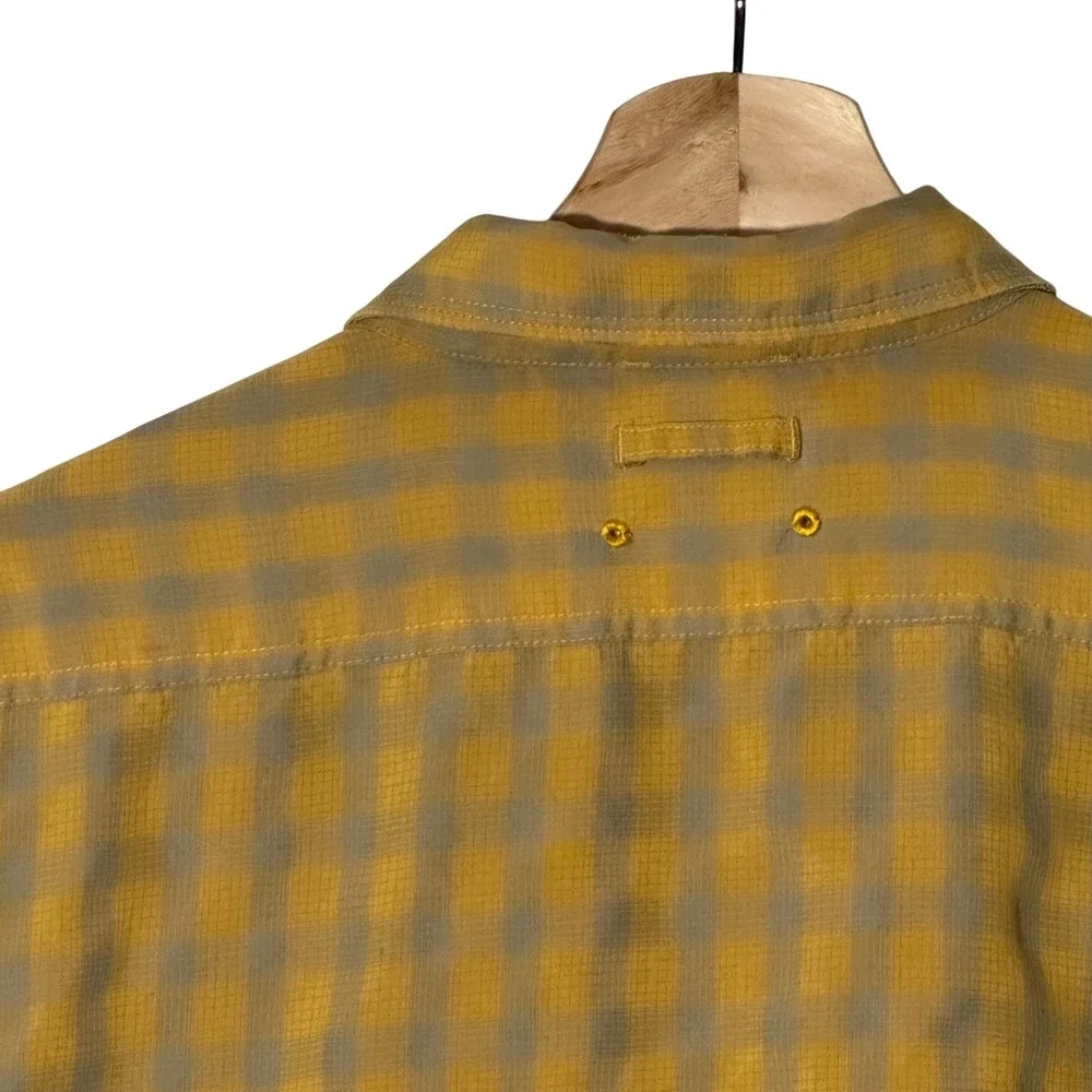 The North Face Mens Plaid Short Sleeve Button‎ Up Shirt Size Medium
